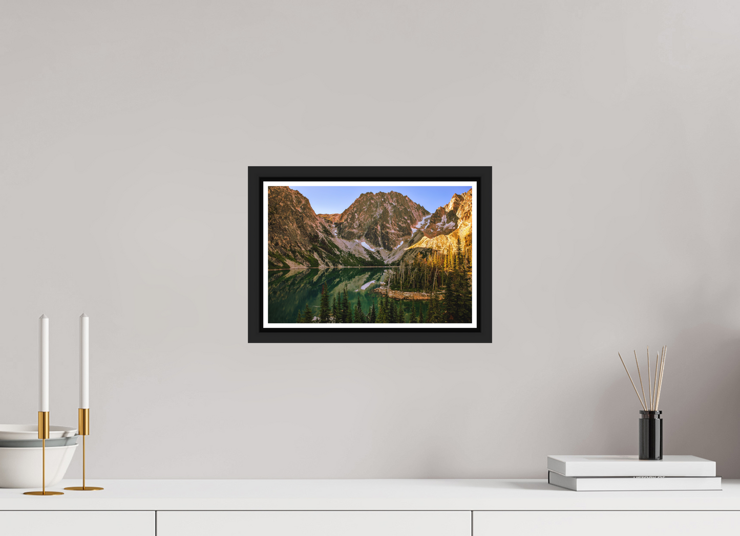30 x 20 cm, Matt Black Frame Colchuck Lake
