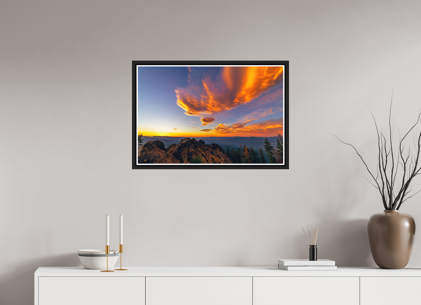 75 x 50 cm, Matt Black Frame Mills Peak Sunset