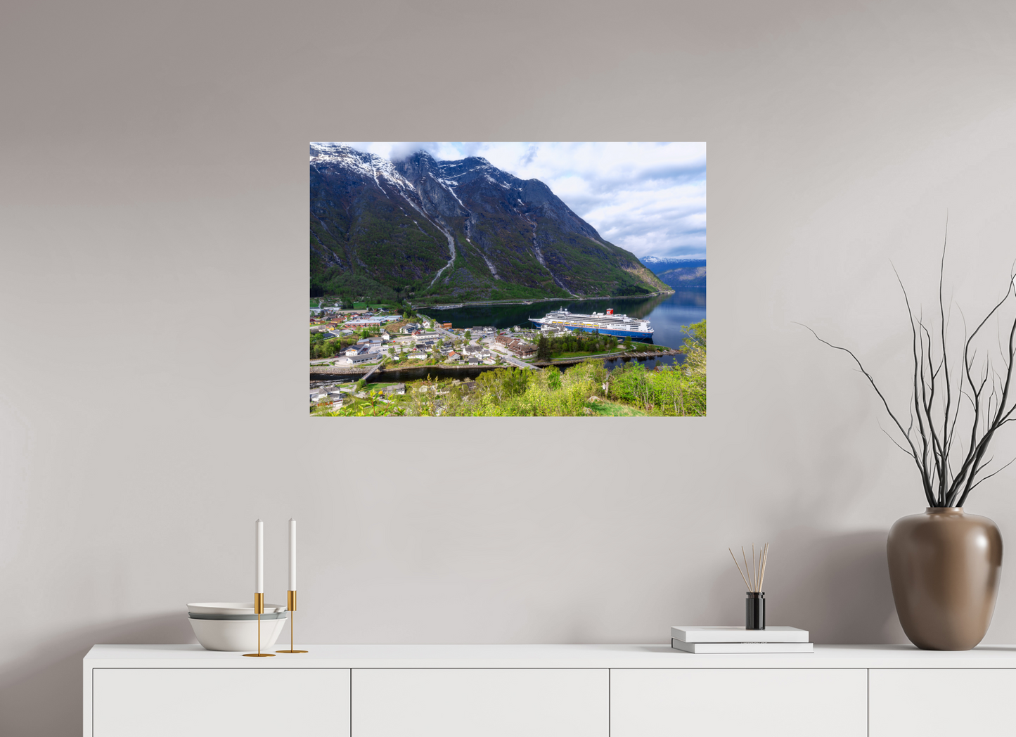86.6 x 60 cm, Photo Print On Fuji Crystal DP II Borealis in Eindfjord
