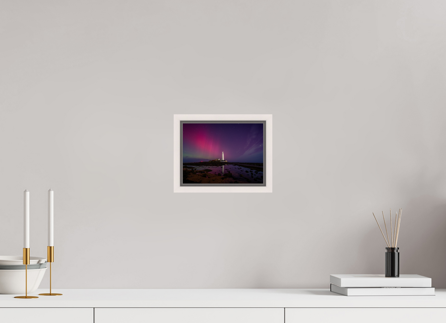 20 x 15 cm, White Frame Earth at St. Mary's on 12th November