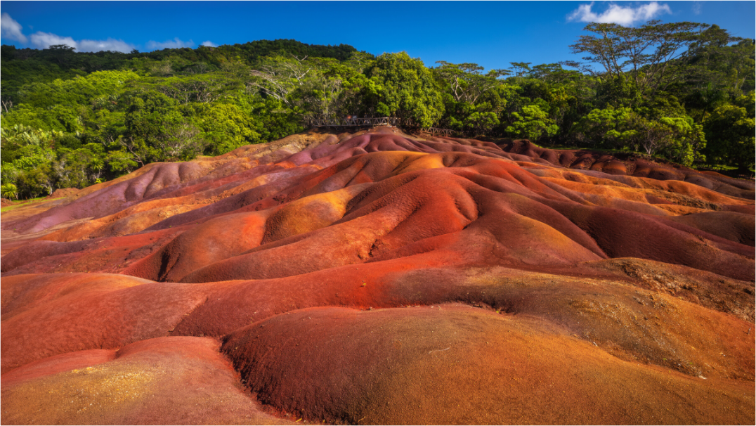 Main image Chamarel 7 coloured Earths Geopark