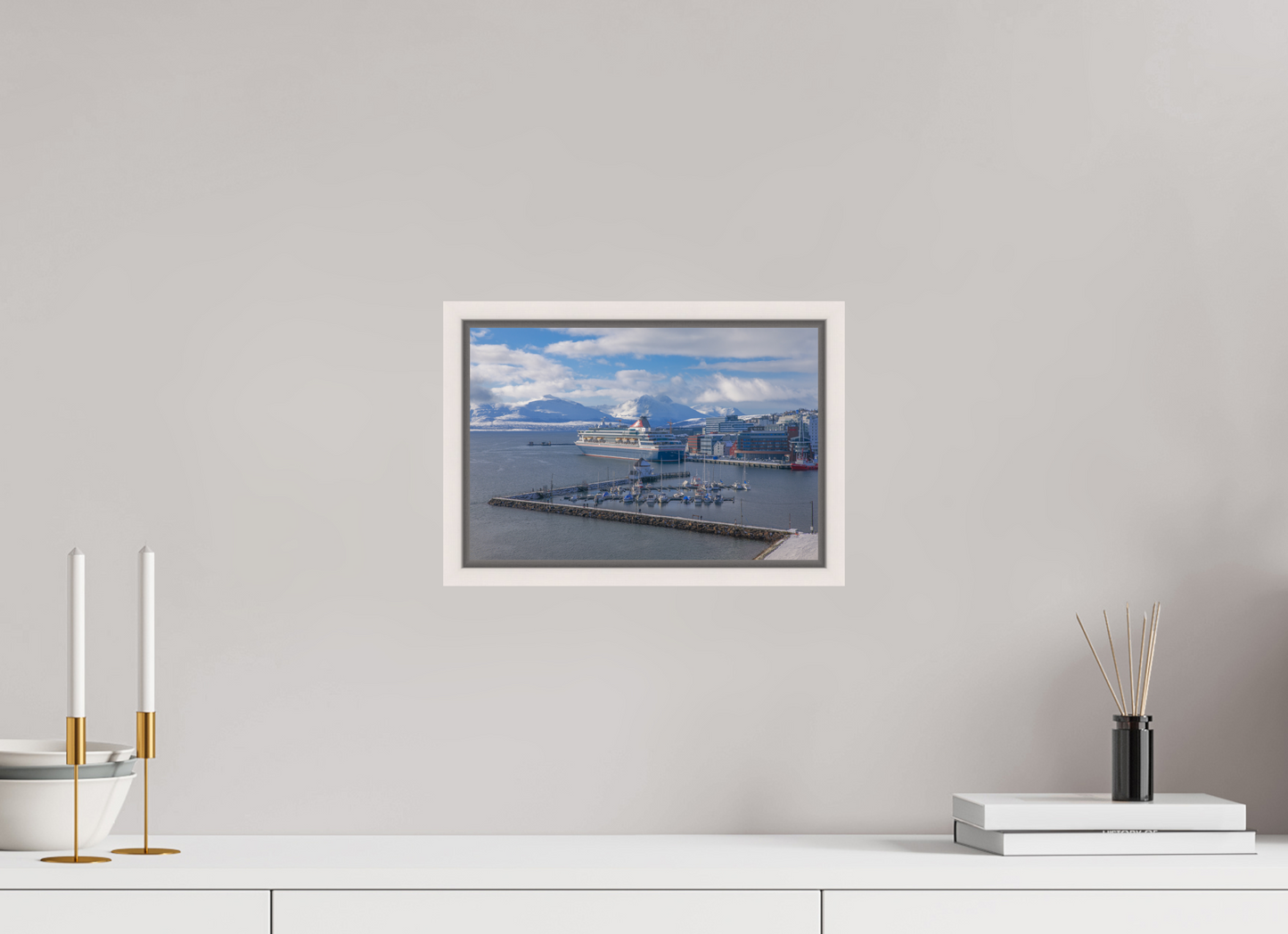 30 x 20 cm, White Frame Balmoral in Tromso