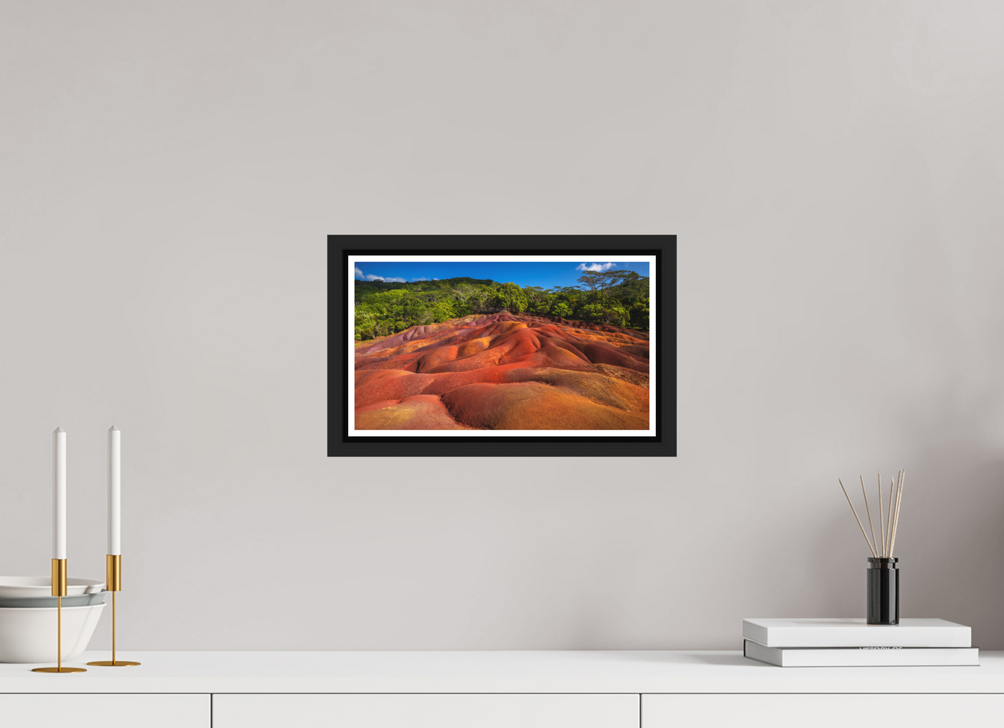 32 x 18 cm, Matt Black Frame Chamarel 7 coloured Earths Geopark