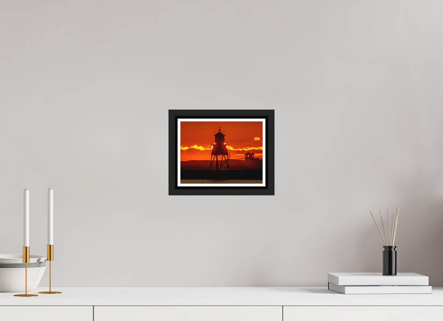 20 x 15 cm, Matt Black Frame Last sunrise of 2025