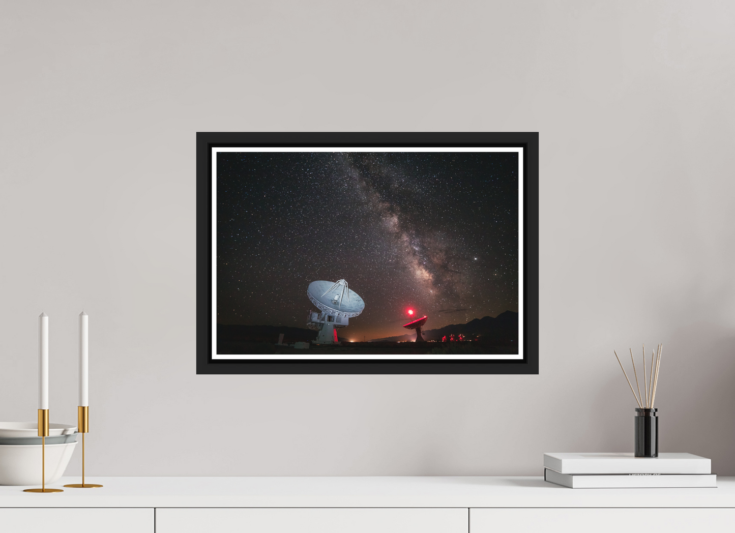 45 x 30 cm, Matt Black Frame Owens Valley Milky Way