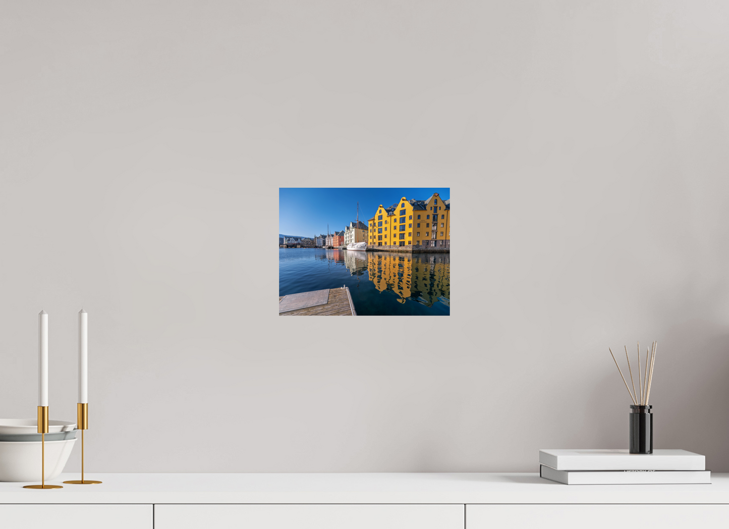 26.7 x 20 cm, Photo Print On Fuji Crystal DP II Alesund reflections