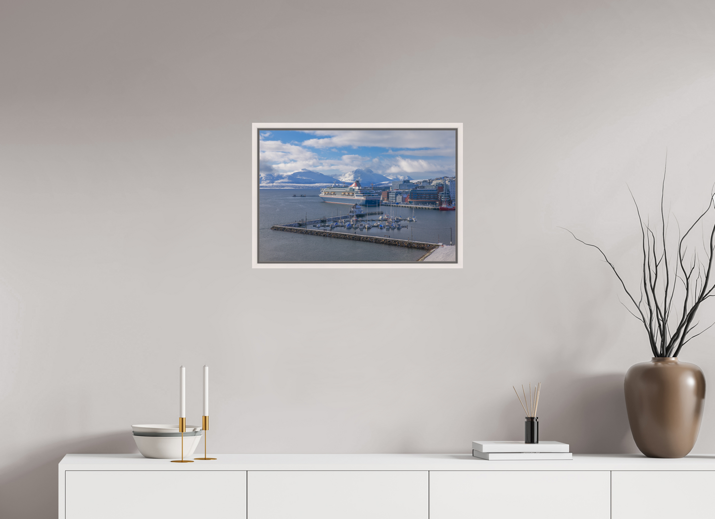 60 x 40 cm, White Frame Balmoral in Tromso