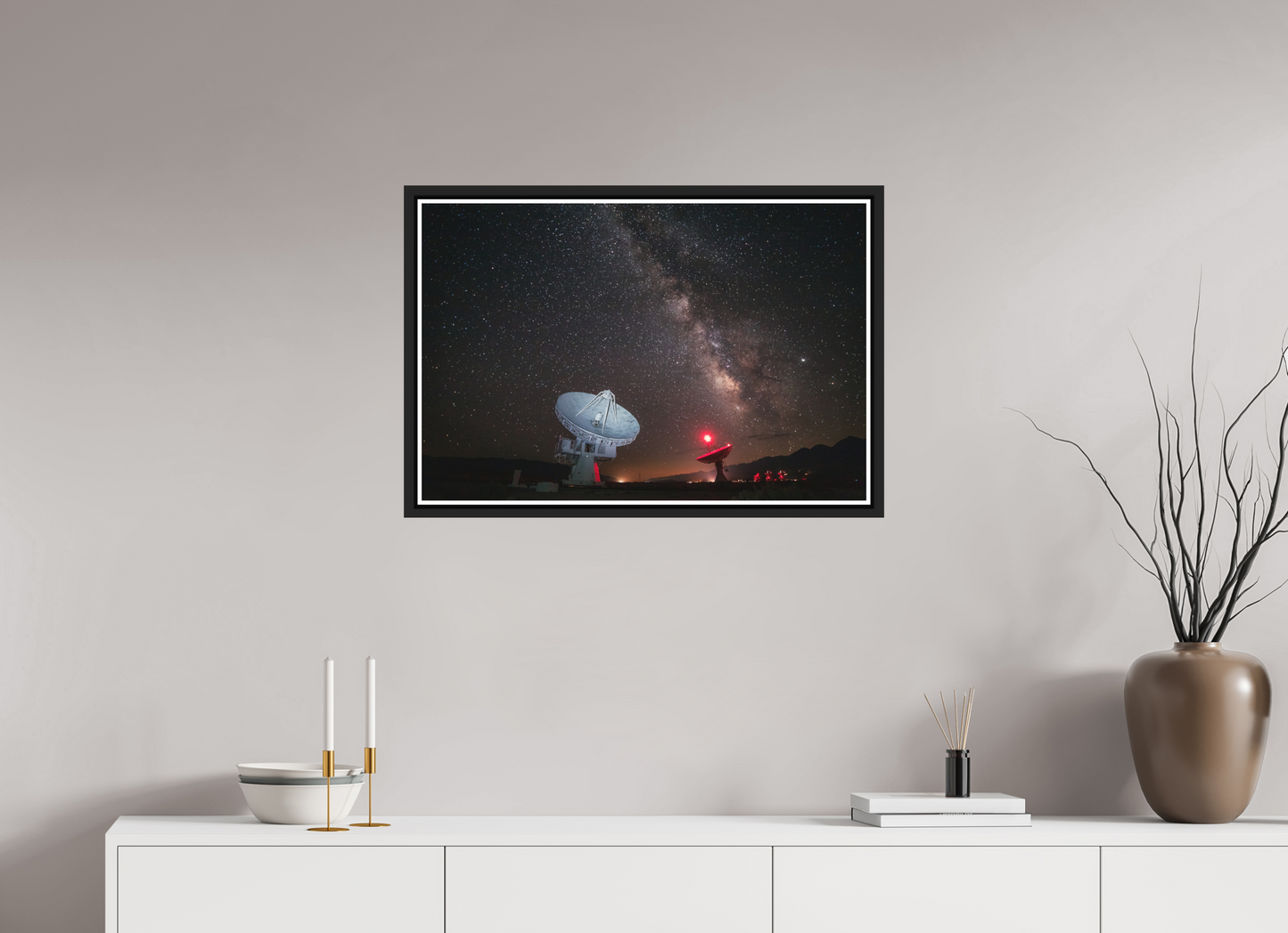 75 x 50 cm, Matt Black Frame Owens Valley Milky Way