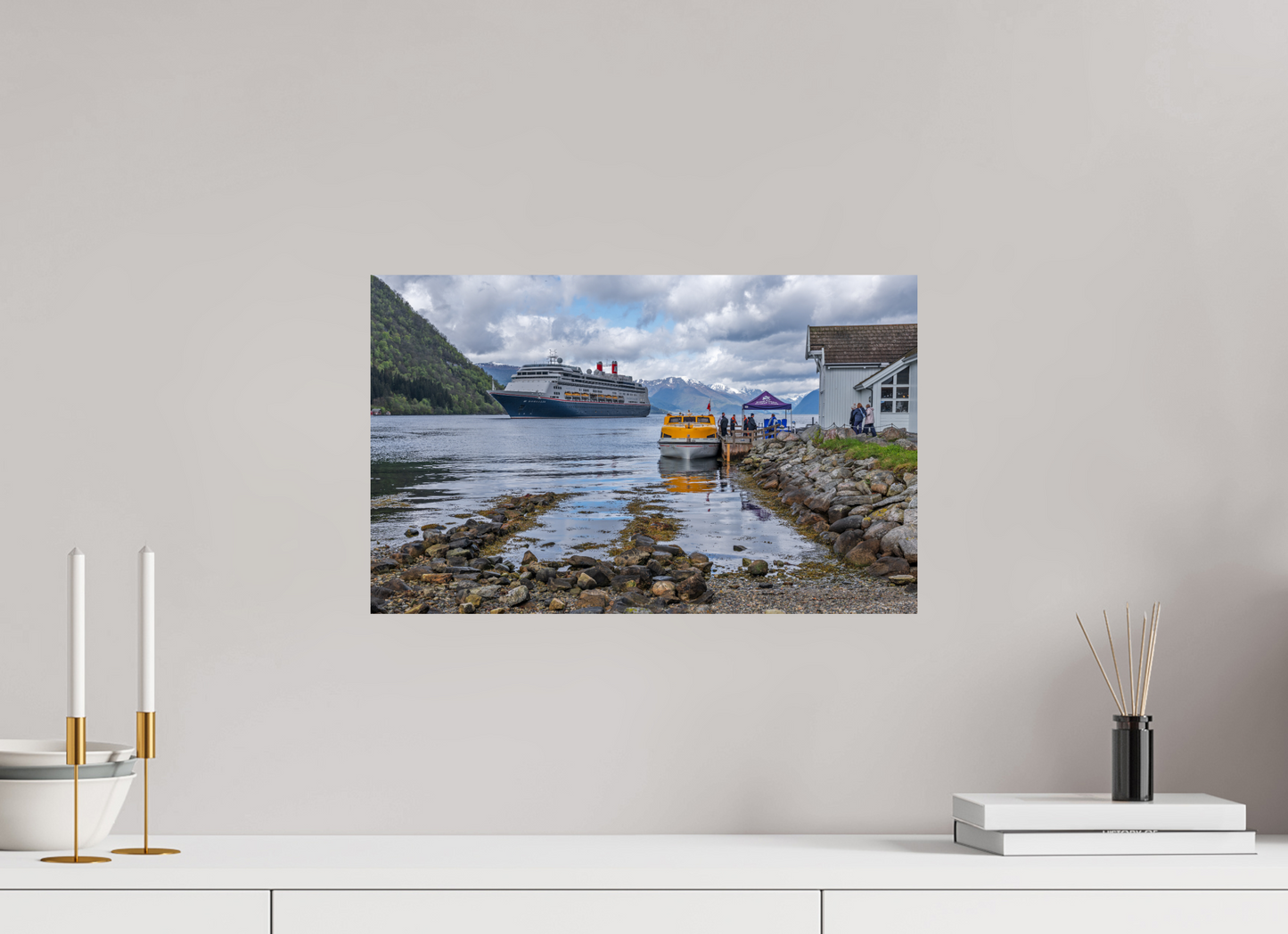 48.4 x 30 cm, Photo Print On Fuji Crystal DP II Borealis in Olden