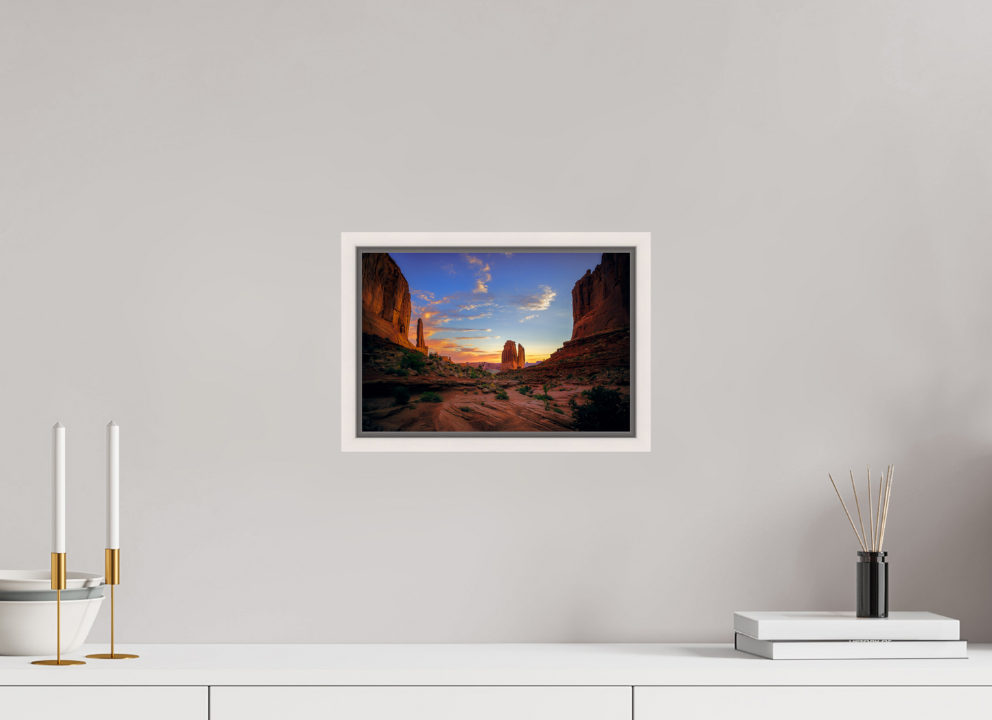 30 x 20 cm, White Frame Park Avenue Trail at Sunrise