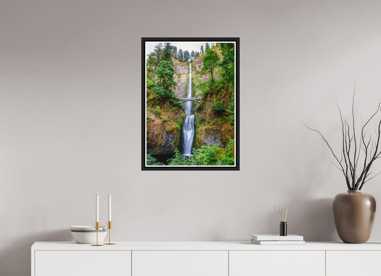50 x 70 cm, Matt Black Frame Multnomah Falls