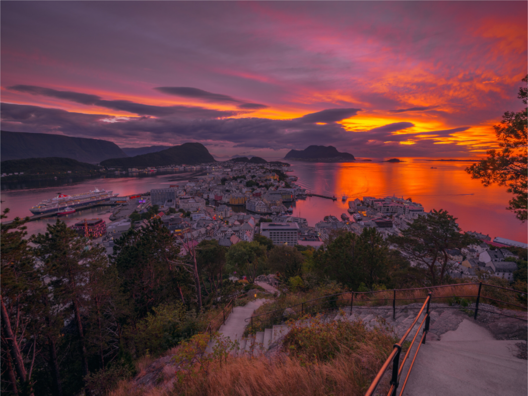 Main image Alesund Sunset. Balmoral