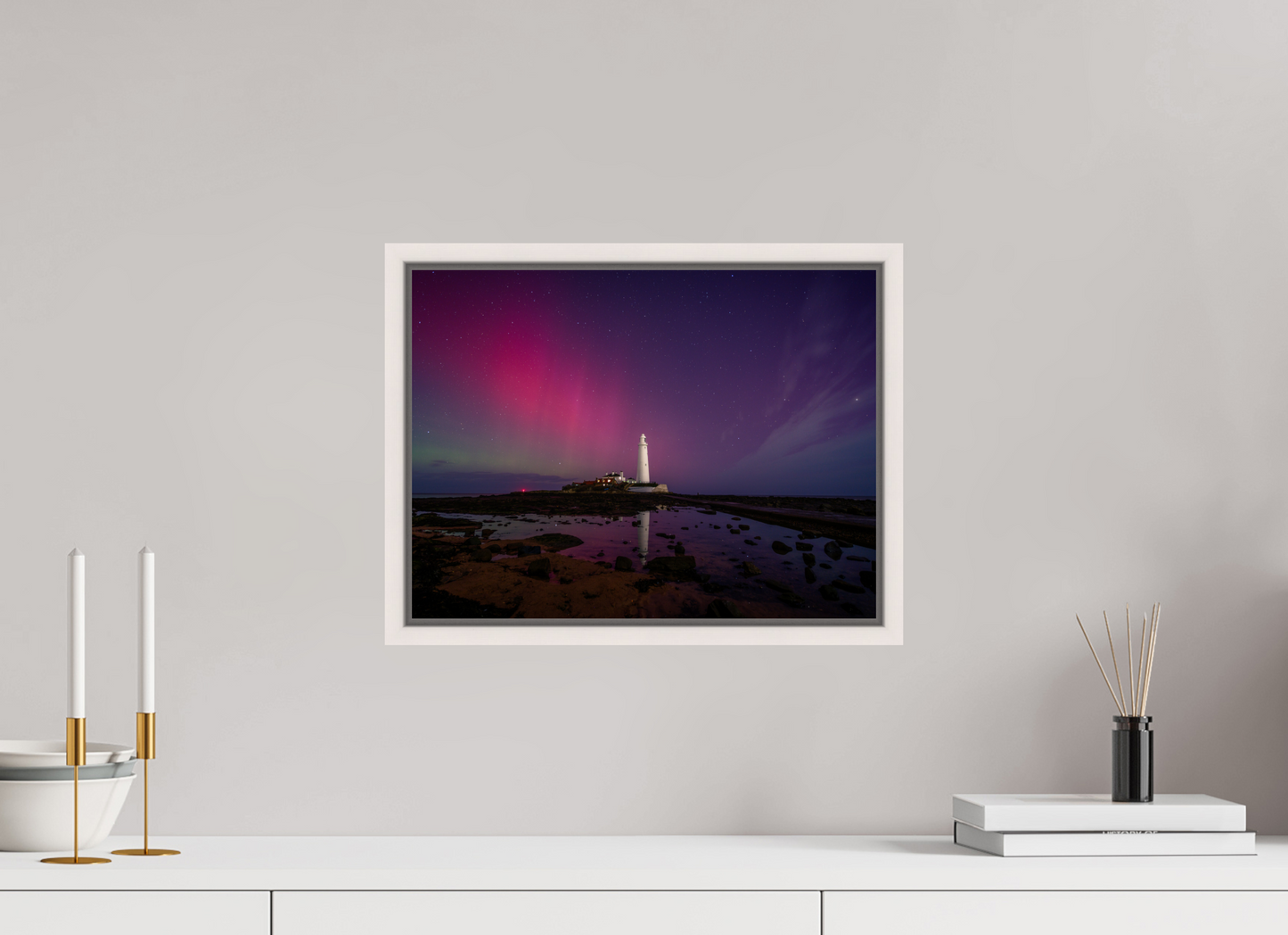 40 x 30 cm, White Frame Earth at St. Mary's on 12th November