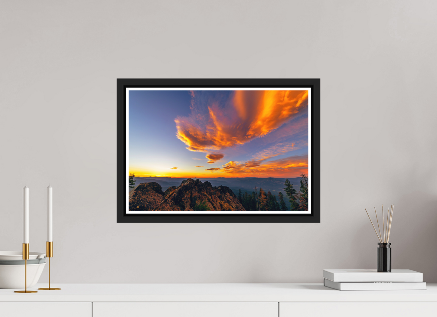 45 x 30 cm, Matt Black Frame Mills Peak Sunset