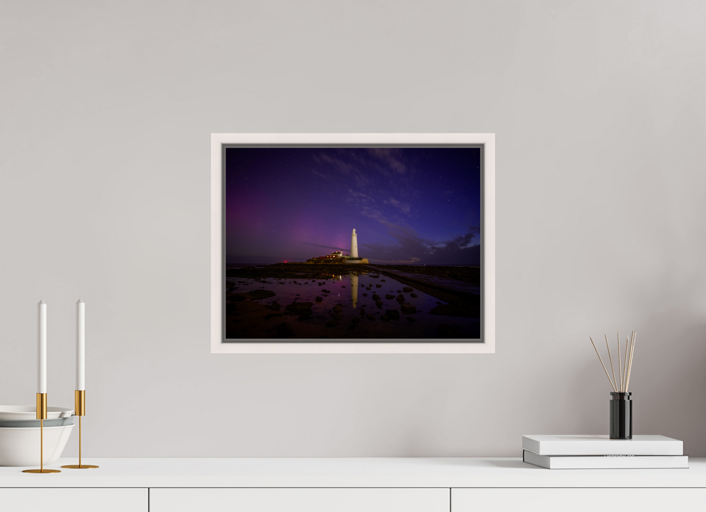 40 x 30 cm, White Frame Here comes the Dawn